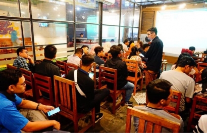 ISP Semarang Dalami Mekanisme Transaksi Saham di IndoPremier