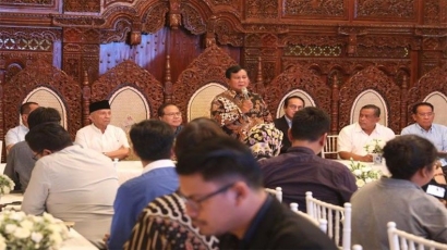 Di Depan Media Asing, Prabowo Permalukan Bangsa dan Dirinya Sendiri