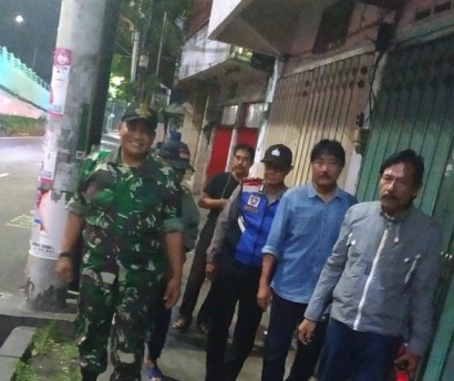 Jaga Suasana Kondusif di Bulan Ramadan, TNI-Polri Tegalsari Patroli Kewilayahan