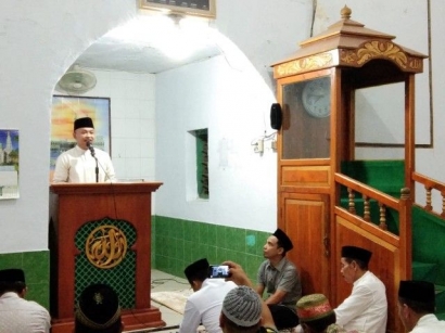 Hadits Shahih Dibacakan Bupati Bantaeng dalam Kunjungannya di Masjid Nurul Qalam