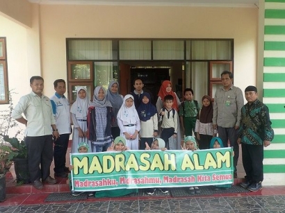 Perluas Wawasan Konservasi Siswa Tergabung Madrasah Alam Lakukan Kunjungan ke BP2LHK Manado