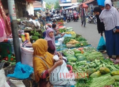 Suasana Pasar Pagi Blangpidie Saat Bulan Puasa