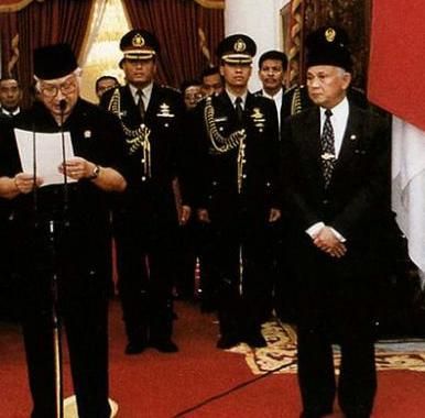 21 Tahun Reformasi Indonesia