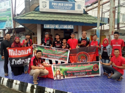 Meriahkan Ramadan, Komunitas Milanisti Indonesia Sidrap Berbagi Takjil