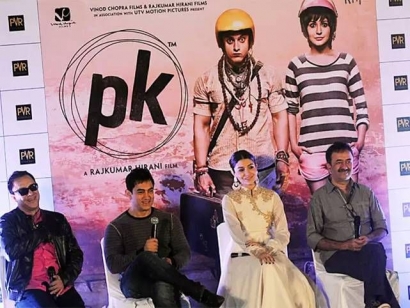 "PK" Film Komedi Sarat Nilai Universal, Cinta, Manusia, Agama, dan Tuhan