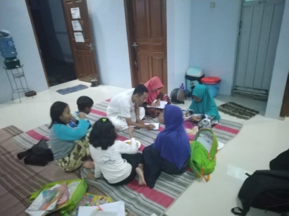 Rumah Belajar sebagai Wadah Belajar Anak-anak Desa Talok