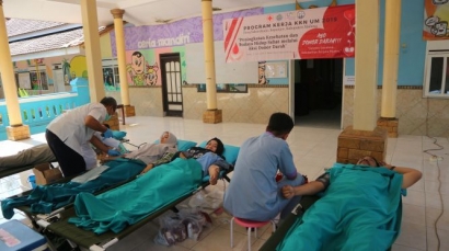 Rangkul PMI Kabupaten Malang, Mahasiswa KKN UM 2019 Gelar Donor Darah