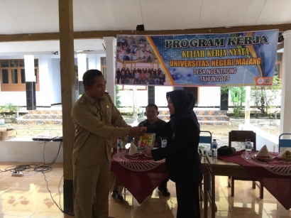 Bersama Posyandu, Mahasiswa KKN Desa Ngentrong Universitas Negeri Malang Dirikan Taman Baca Masyarakat Ramah Anak