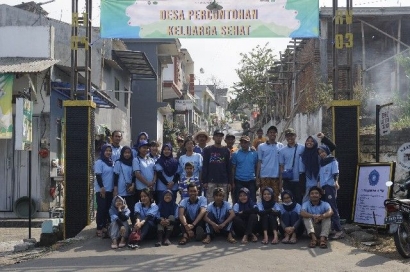 Dukung Program Pemerintah Indonesia Sehat, Mahasiswa KKN UM Pelopori Desa Percontohan Keluarga Sehat