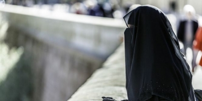 Apakah Cadar atau Niqab adalah Syariat Islam?