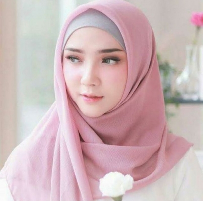 5 Keunggulan Hijab Cornskin Silk Premium