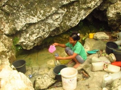 Dilanda Kekeringan, Warga Desa Mata Weelima Berjuang demi Dapatkan Air