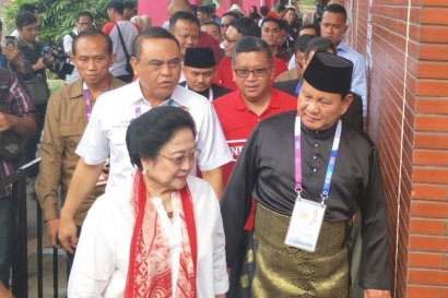 Bau "Petugas Partai" dalam Pertemuan Prabowo-Jokowi-Megawati ?