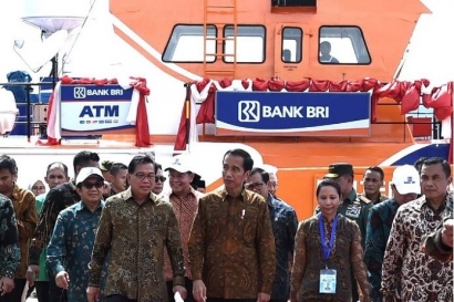 Kapal Bank, Solusi Keren untuk Warga di Kepulauan