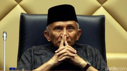 Ketum PAN Dukung Jokowi Tanpa Syarat, Amien Rais Kejang-kejang?