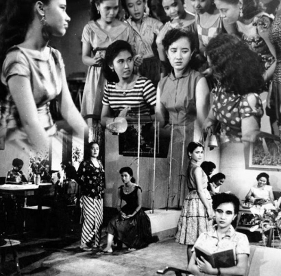 Resensi Film | "Asrama Dara" (1958)