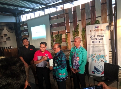 Peranan JNE dalam Mendukung UKM Lokal Kalimantan Selatan di Era Pasar Digital