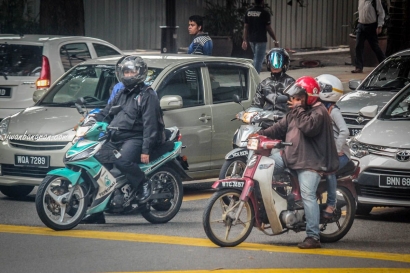Tanggapi Hinaan Bos Taksi, Efektifkah Demo Pengemudi Gojek di Depan Kedutaan Malaysia?