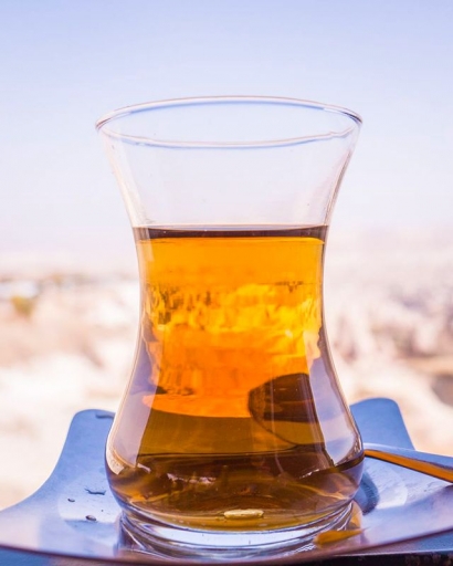 Jalan-jalan ke Turki Tidak Lengkap Tanpa Minum Teh Apel