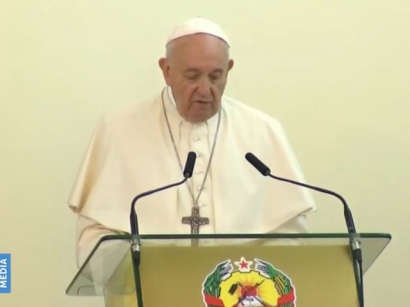 Paus Fransiskus Memuji Keberaniaan Pemimpin Mozambik