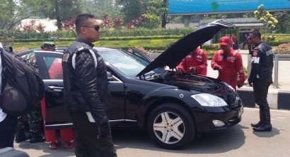 Bedah Kasus Mogoknya Mercedes S600 Guard Jokowi