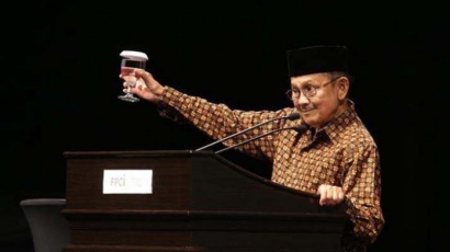 Habibie Sang Pengusung Kebebasan Pers Indonesia