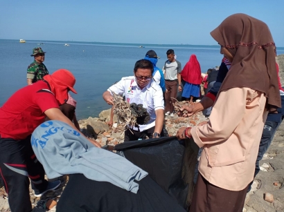 Gerakan Bersih Laut dan Pantai di Pangkep Pecahkan Rekor Muri