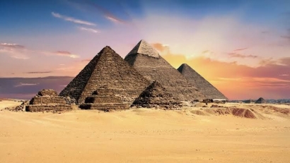 Informasi Sains Nabi Idris di Piramida Giza