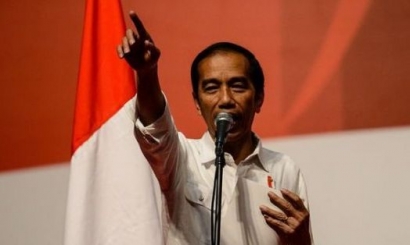 Jokowi Menghadapi Masyarakat yang Berpikir "Instan"