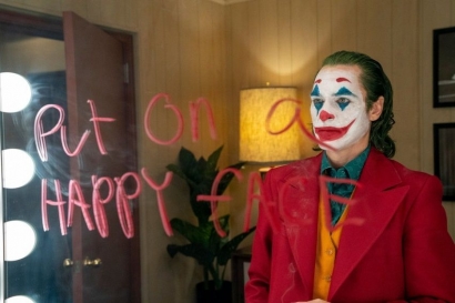 Joaquin Phoenix dan Cerita Pelahiran Joker