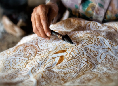 Batik, Plagiasi Ide Grab, dan Pentingnya Melestarikan dan Menjaga Kebudayaan Bangsa