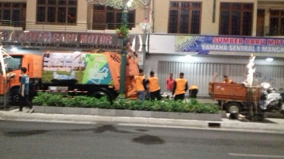 Pasukan Oranye Yogyakarta dan Mobil  Pembersih Sampah Terbaru