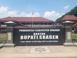 Hendaknya Bupati dan DPRD Kabupaten Sragen Memikirkan Nasib Tenaga Kontrak