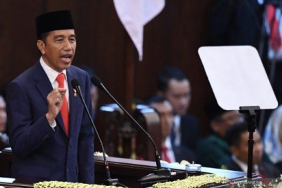 Ketika Jokowi Menyentil Menterinya dalam Pidato