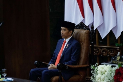 Presiden Jokowi Galau Menentukan Menteri?