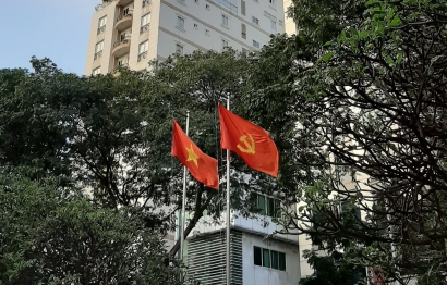 Selayang Pandang tentang Vietnam, Komunis tapi Tidak Ateis
