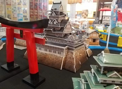 Kastil Jepang dalam Benda Filateli dan Diorama