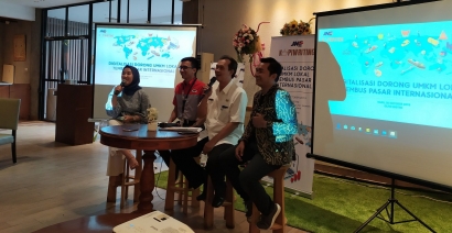 Bincang-bincang Dukungan JNE dan Kabid Koperasi terhadap Digitalisasi UMKM di Cirebon