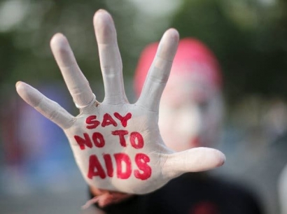 AIDS di Karawang Memojokkan Remaja Abaikan Laki-laki Heteroseksual Dewasa