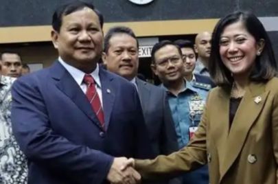 Debut Prabowo dalam Rapat Kerja dengan Komisi I DPR Berjalan Mulus