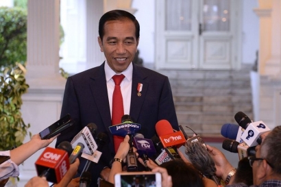 Beton Ambruk, Nyawa Melayang, Simalakama Ambisi Pembangunan Jokowi?
