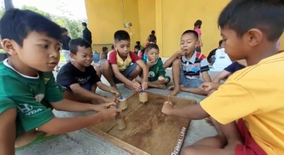 Lestarikan Permainan Tradisional, KKN Unnes 2019 Desa Candiroto Menggelar Festival Dolanan Anak