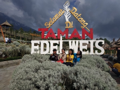 Taman Edelweiss Kabupaten Karangasem, Tempat Wisata buat Selfie