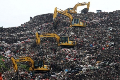 Sampah Jakarta, Isu Rasialis, dan "Masa Bodoh"nya Masyarakat pada Lingkungan