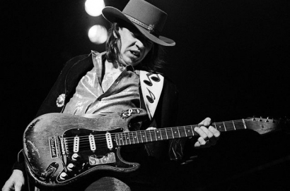 Kisah Tragis Penerus Jimi Hendrix