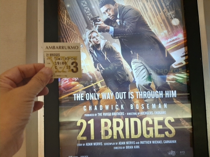 (Review Film 21 Bridges) Why Fit When You Were Born to Stand Out