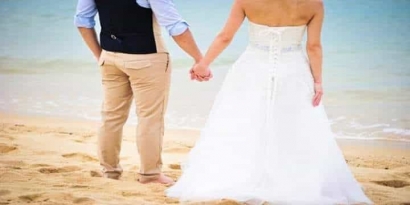 Suami dan Istri, Pentingnya Memaknai Anniversary Pernikahan