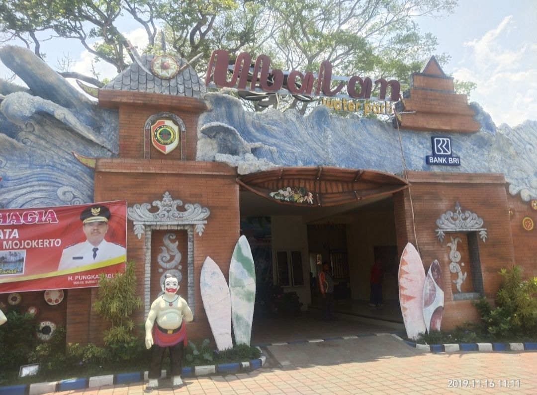 Menikmati Wisata Ubalan Dan Buddha Tidur Di Mojokerto