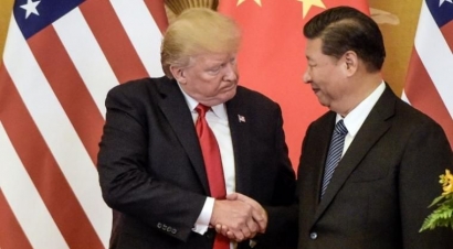 Trump Dimakzulkan, Akankah Perang Dagang AS-Cina Berakhir?