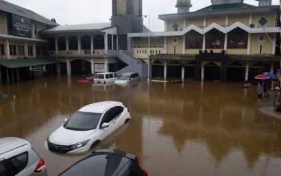 Apakah Aman Membeli Mobil Bekas Banjir?